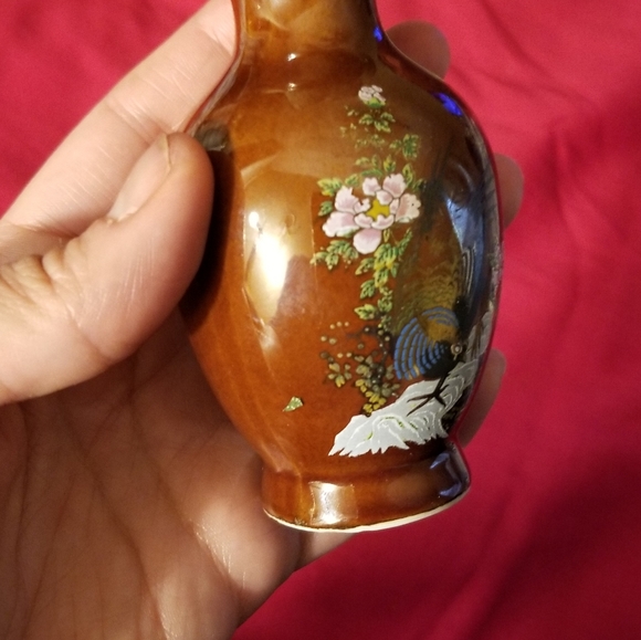 Vintage Japanese Mini Vase - Picture 4 of 8